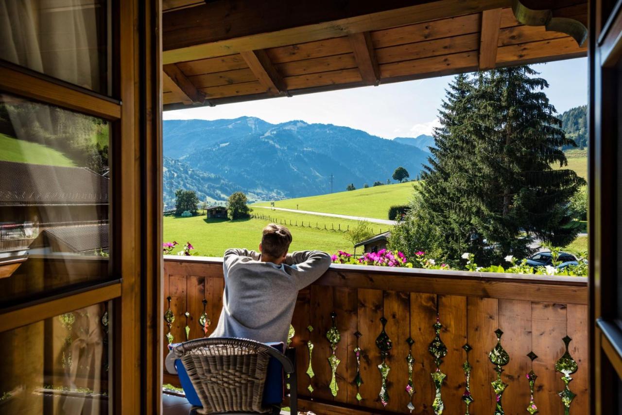 Bauernhofhotel "Die Unterbergerin" - Zimmer Mit Fruehstueck Und Ferienwohnungen In Gastein Mit Gratis Thermeneintritt Дорфгащайн Екстериор снимка